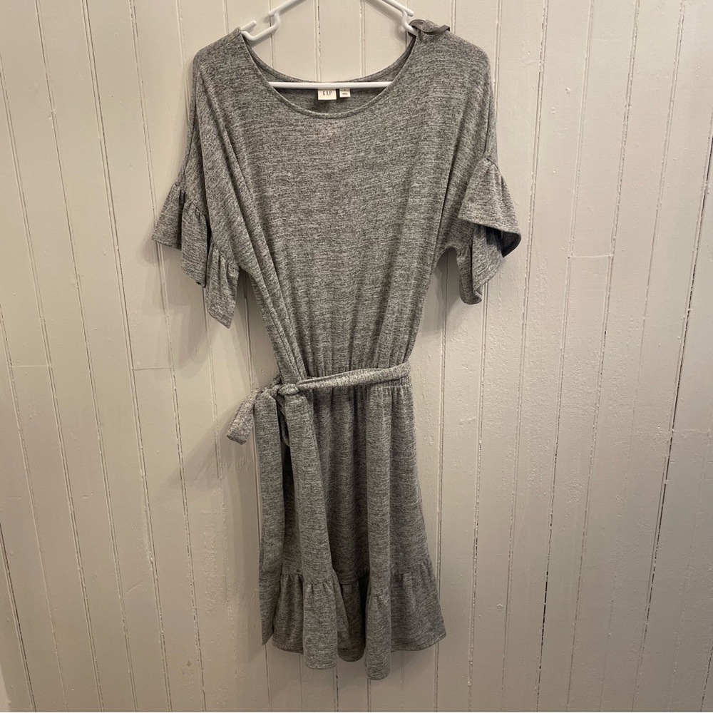 Gap Women’s Gray knit dress NWT Size M